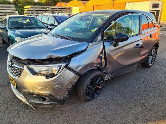 Voiture accidenté Opel Crossland X 2017/1