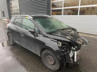 uszkodzony skutery Renault Clio Clio IV Estate/Grandtour (7R), Combi 5-drs, 2012 0.9 Energy TCE 90 12V 2016/3