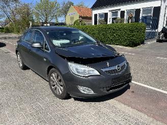 dañado vehículos comerciales Opel Astra 1.6 Turbo 2011/6
