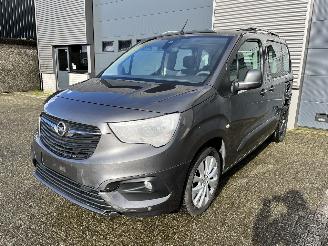 dommages scooters Opel Combo 1.2i 5PERS / NAVI / CRUISE / CAMERA / PDC 2020/5