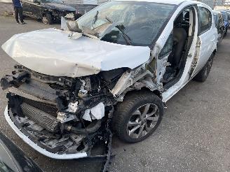 Auto incidentate Opel Corsa-E 1.3 cdti 2016/1