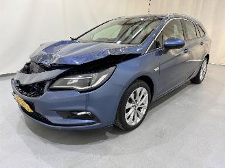 Avarii autoturisme Opel Astra SPORTS TOURER+ 1.6 CDTI 2016/7