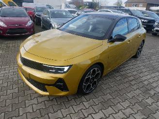 dommages fourgonnettes/vécules utilitaires Opel Astra L ULTIMATE 2022/5