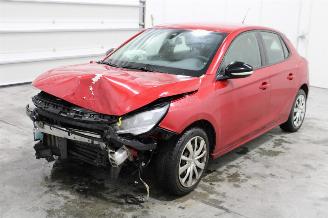 damaged campers Opel Corsa  2020/5