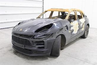 škoda dodávky Porsche Macan  2019/7