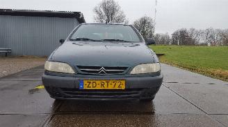 krockskadad bil bedrijf Citroën Xsara Xsara Hatchback 1.8i 16V Exclusive (XU7JP4(LFY)) [81kW]  (04-1997/09-2000) 1998/2
