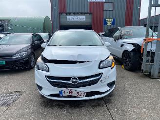 Schade bestelwagen Opel Corsa 1.2 ESSENTIA 2016/5